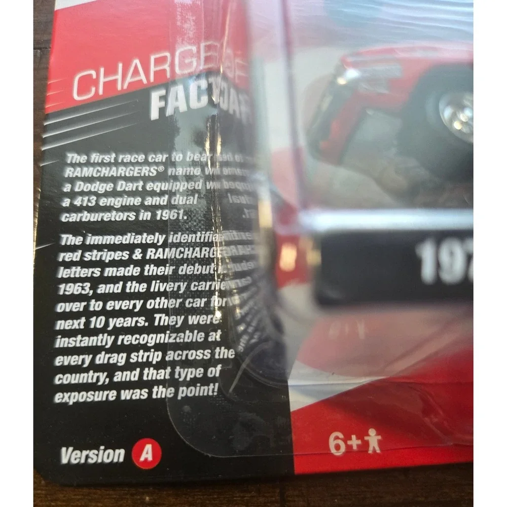 Johnny Lightning Ramchargers 2-Pack 1971 Dodge Challenger 1970 Plymouth Cuda A